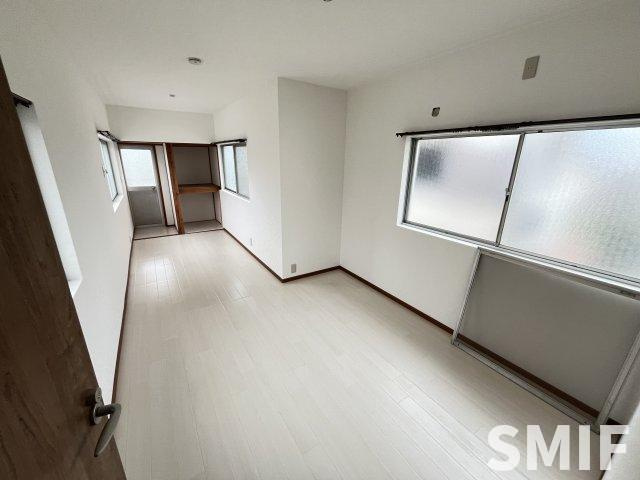 尼崎市西昆陽３丁目の一戸建ての洋室