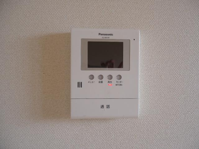 モンシェリーの内装|カメラ付インターホン