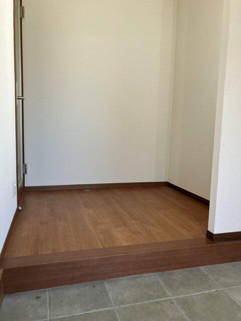 岡上戸建の玄関