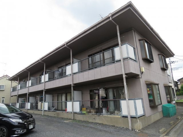 川越市的場１丁目のアパートの外観