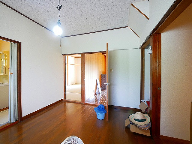 加茂町戸建の居間・リビング