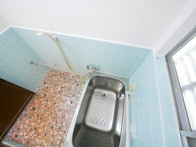 加茂町戸建の浴室