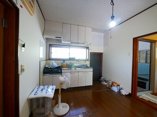 加茂町戸建の居間・リビング