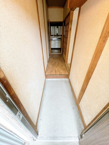 【玄関】 | 北別府町貸家