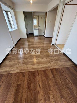 【居間・リビング】 | 豊二ハイツ | ゆったり過ごせるリビングです