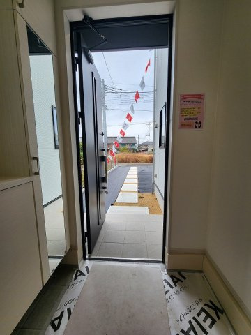 KIS高崎市下之城町15期新築 4号棟の玄関|現地撮影