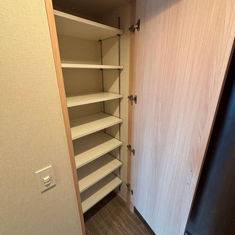 リビオメゾン東北沢のエントランス