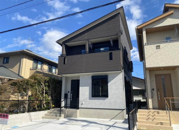 玉里団地1丁目　S-pacio A棟