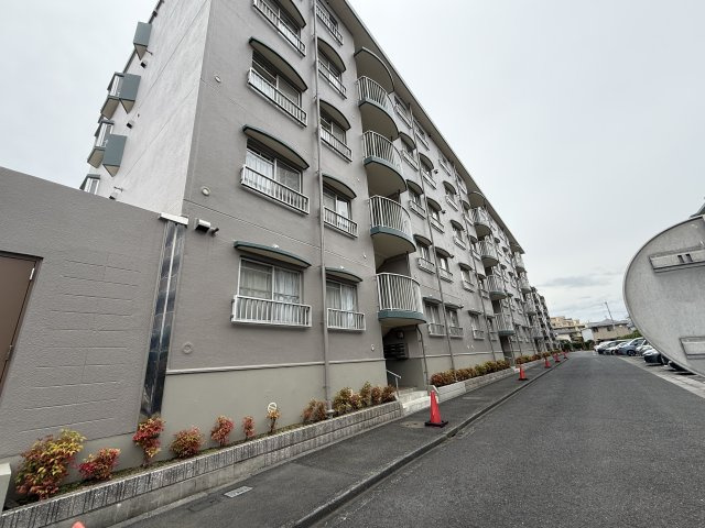 第二期若葉グリーンハイツの外観
