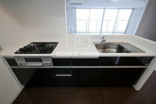 レジディア玉造のキッチン