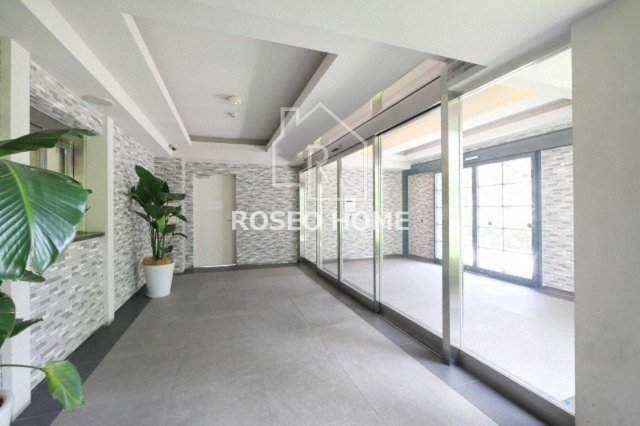 レジディア玉造のロビー