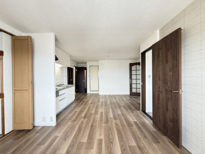 【居間・リビング】 | クイーンライフIMAZU