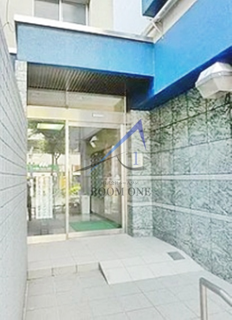 三軒茶屋グリーンマンションのエントランス|エントランスです。