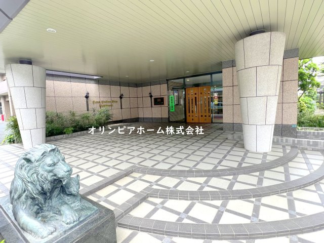 ライオンズステーションプラザ西葛西　10階　リ　フォーム済のエントランス