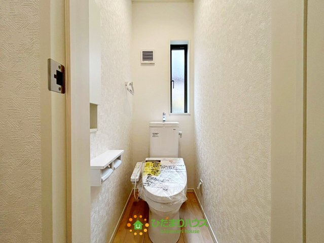 白岡市小久喜第14　新築一戸建て　02　クレイドルガーデンのトイレ|1階トイレ