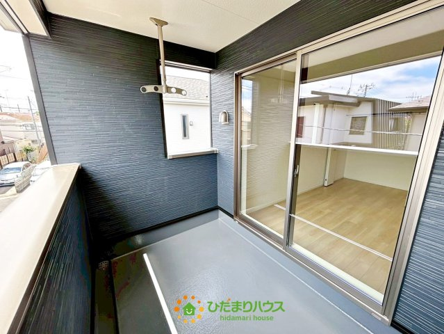 白岡市小久喜第14　新築一戸建て　02　クレイドルガーデンのバルコニー|インナーバルコニーで雨の日も安心です！