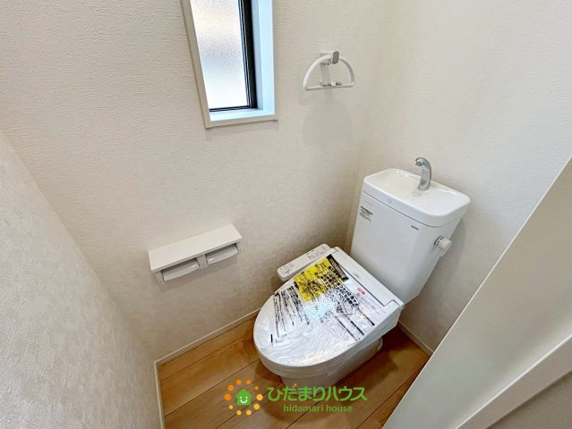 白岡市小久喜第14　新築一戸建て　02　クレイドルガーデンのトイレ|2階トイレ