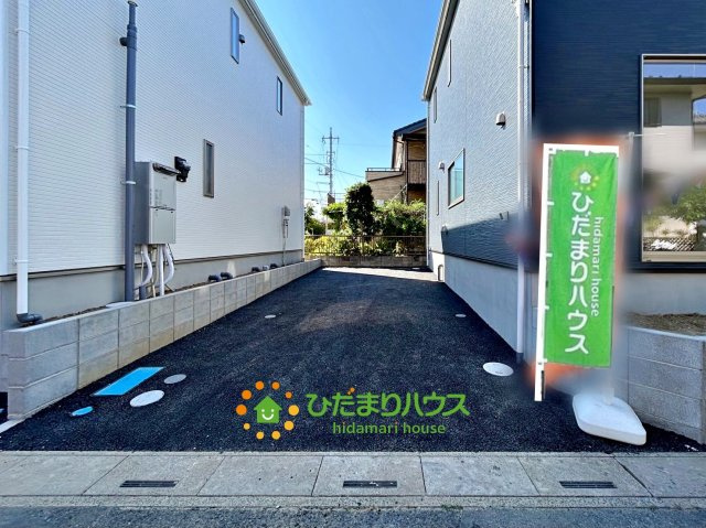 白岡市小久喜第14　新築一戸建て　02　クレイドルガーデンの駐車場|2台駐車可能です