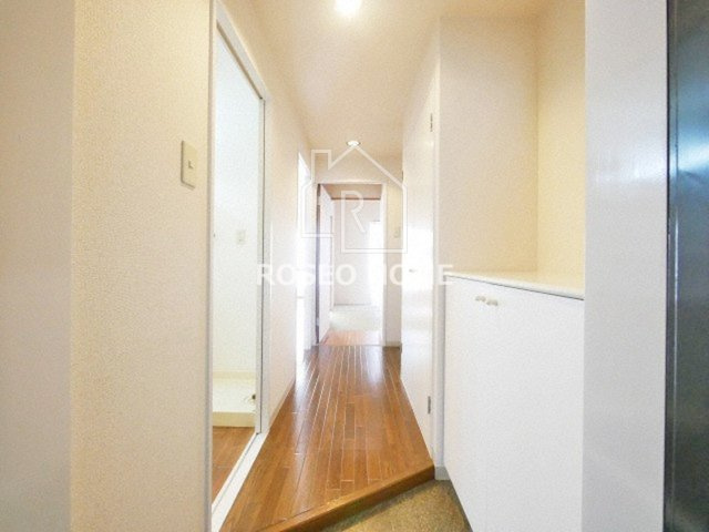 LOFTY上町の玄関|同マンション別部屋：参考写真