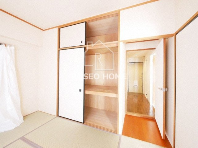 LOFTY上町の収納|同マンション別部屋：参考写真