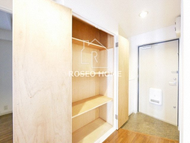 LOFTY上町の収納|同マンション別部屋：参考写真