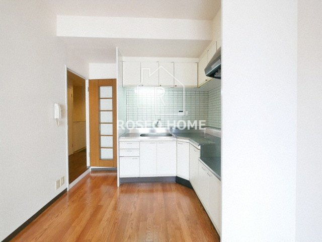 LOFTY上町のキッチン|同マンション別部屋：参考写真