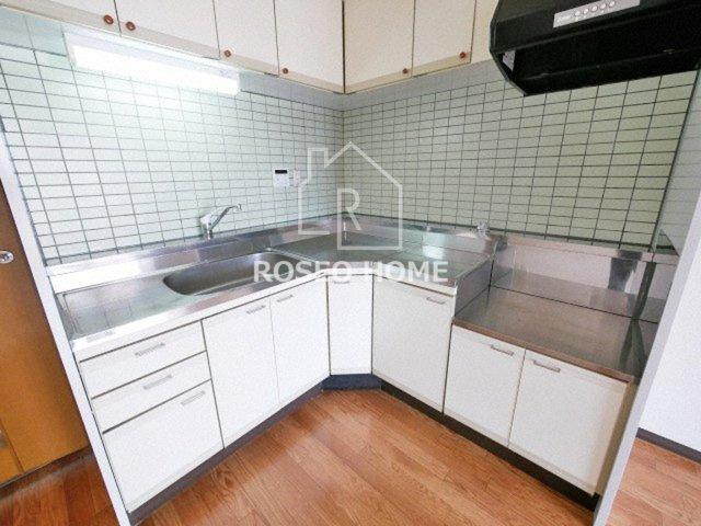 LOFTY上町のキッチン|同マンション別部屋：参考写真