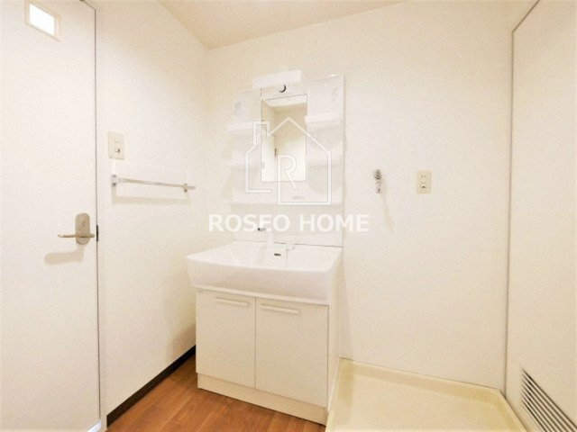 LOFTY上町の洗面所|同マンション別部屋：参考写真