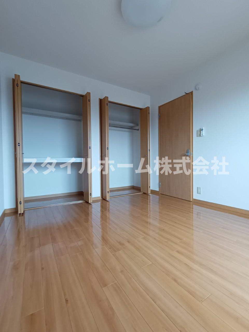 エスポワール美園の居間・リビング