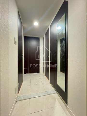 フォレステージュ西本町の玄関