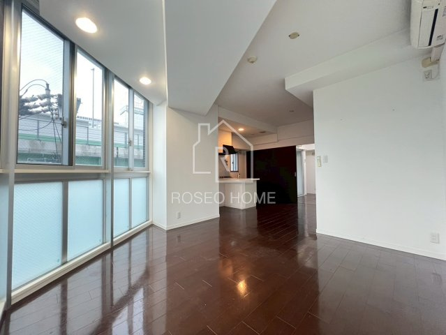 フォレステージュ西本町の居間・リビング