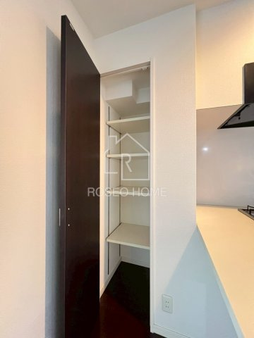 フォレステージュ西本町の収納