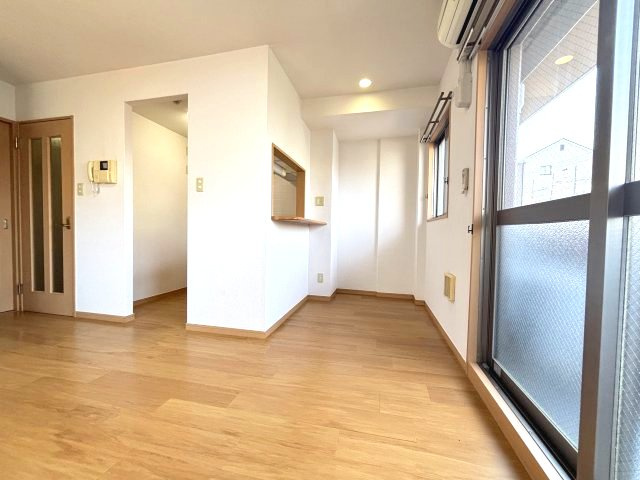 コンフォルト水笠の洋室