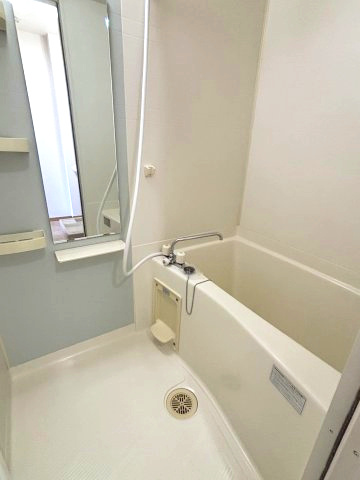 コンフォルト水笠の浴室