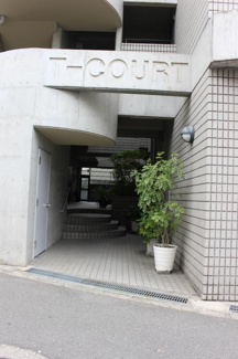 【エントランス】 | T-COURT