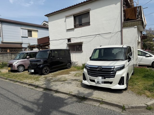 古市6丁目新築戸建の駐車場