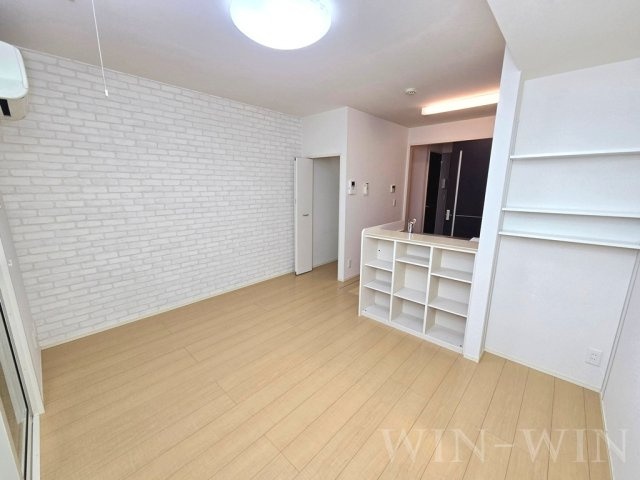 ソフィア B棟の居間・リビング