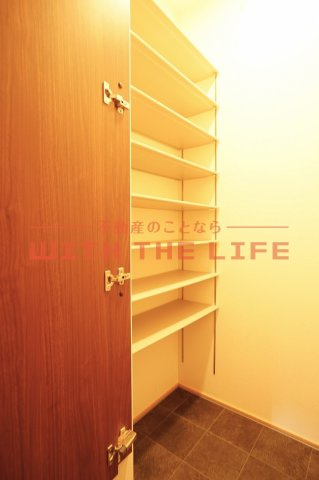 エスアイメゾン【10，000円キャッシュバック対象物件】の収納|収納のためのスペースです