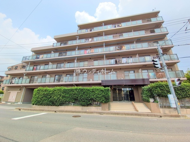 ファミール春日部弐番館　中古マンションの外観