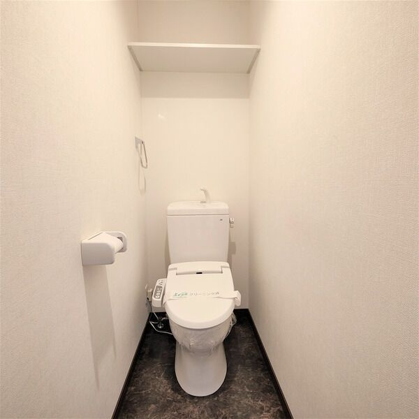 グランレーヴ東別院EASTのトイレ