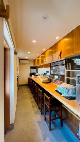 白浜住居付店舗のロビー