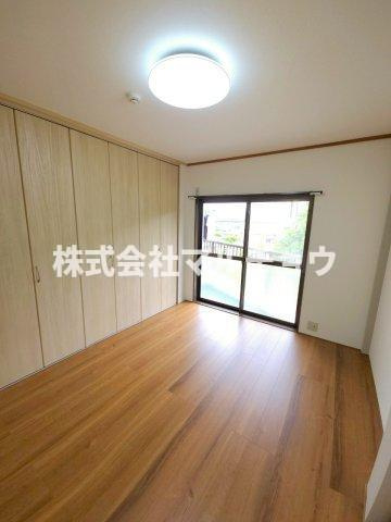 サンライズ上万呂の洋室|広々とした洋室です