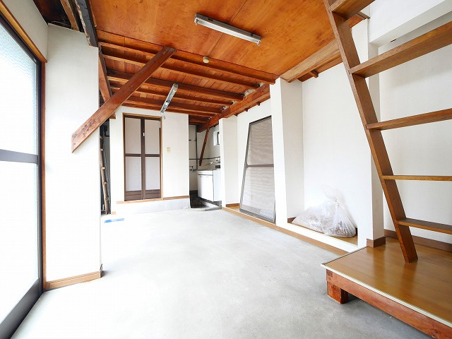 材木町テナントの内装