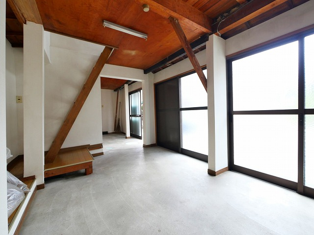 材木町テナントの内装