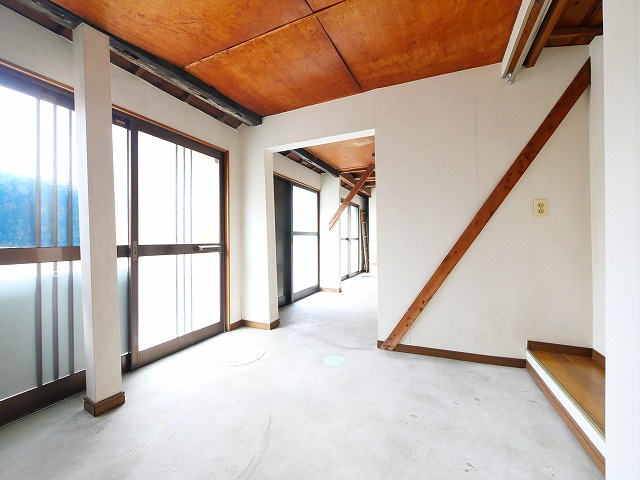 材木町テナントの内装