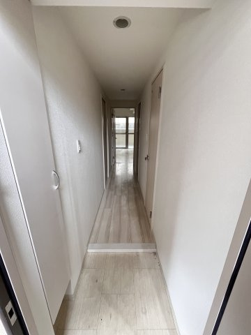大阪市城東区野江１丁目の賃貸マンションの玄関