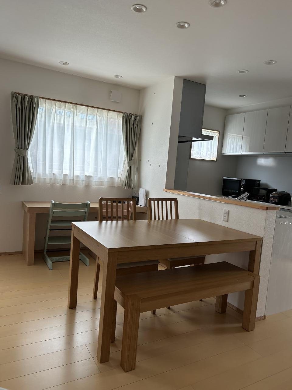 【No.7390】徳尾中古住宅/3LDK/築7年/太陽光発電システム＆蓄電池設置の居間・リビング