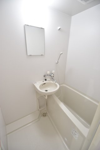 大阪市都島区中野町１丁目の賃貸マンションの浴室