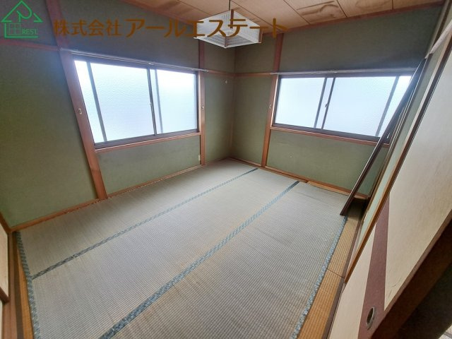 姫路市香寺町岩部　JR播但線「香呂駅」徒歩10分の和室