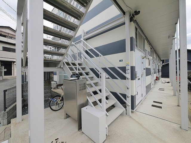レオパレスＡｄｖａｎｃｅ富雄のその他共用部分|階段です